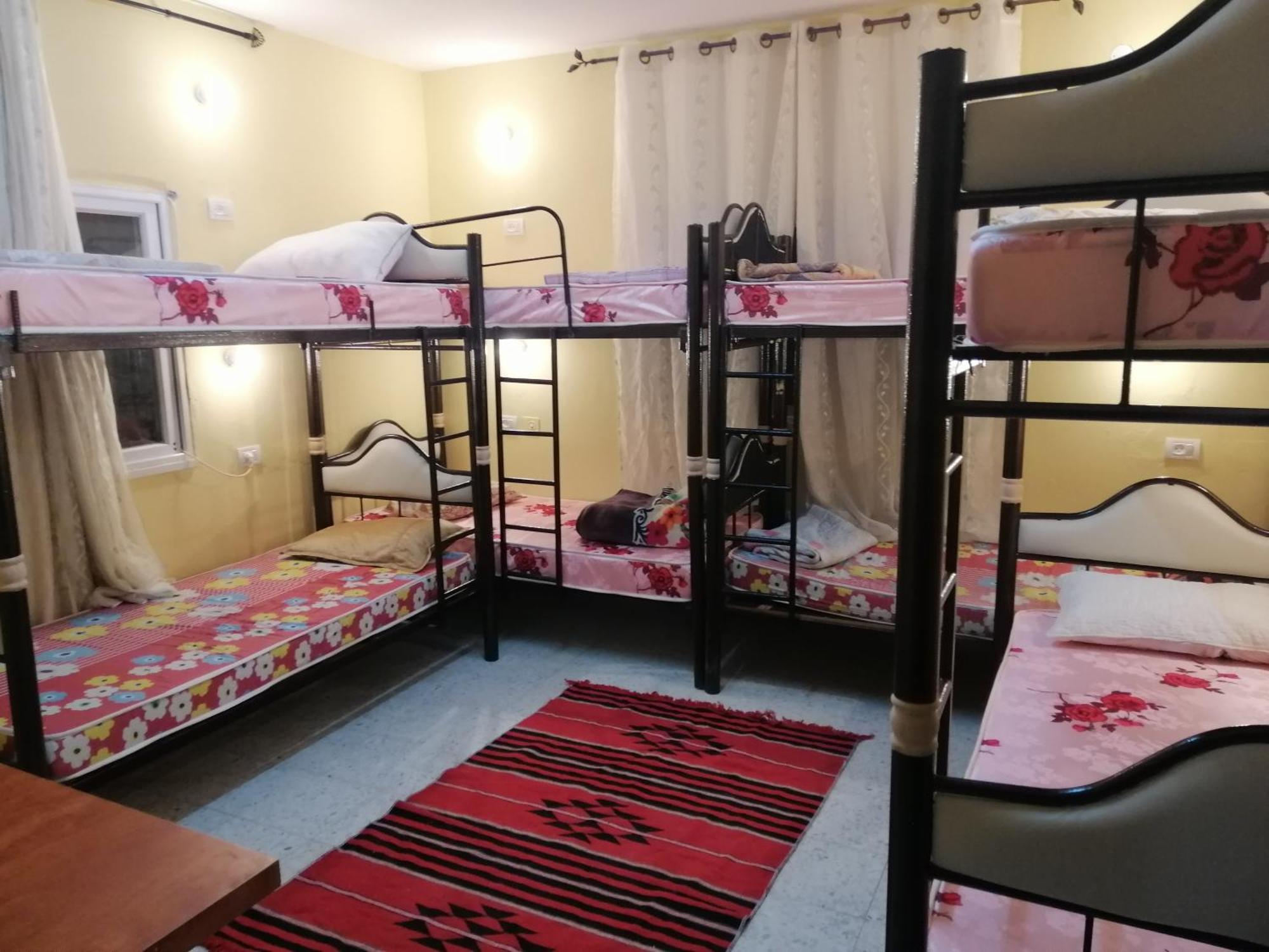Bunksurfing Hostel Bethlehem Buitenkant foto